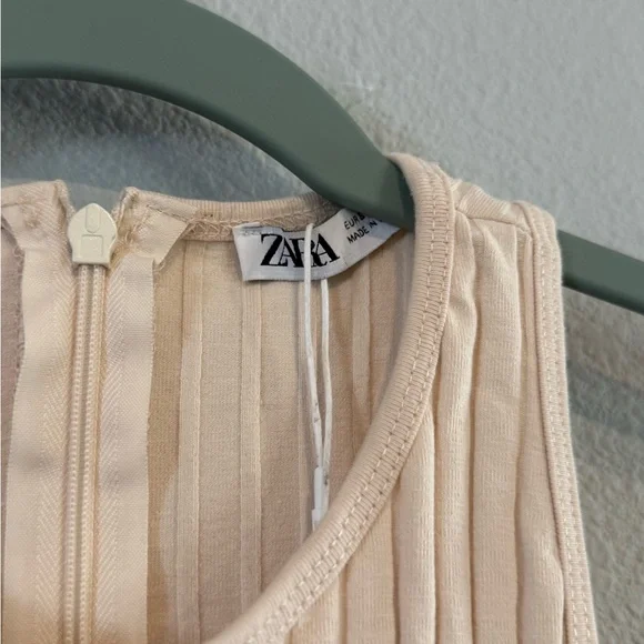 Zara S Cream Ribbed Sleeveless Jumpsuit - Picture 4 of 4